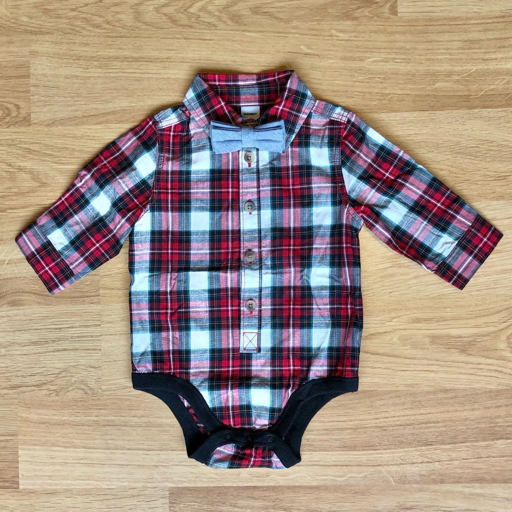 EUC Old Navy Baby Boy Collared Tartan Plaid Onesie Bodysuit with Bow Tie